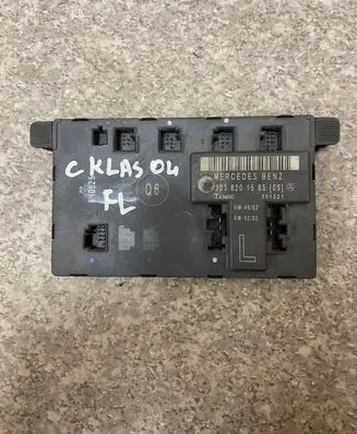 Mercedes-Benz C W203 Door control unit/module 2038201585 351321