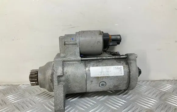 Volkswagen Golf VII Starter motor 02Z911024L