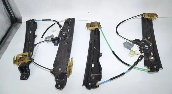 BMW 5 F10 F11 Front door window regulator with motor 7182131 7182132 51337182131