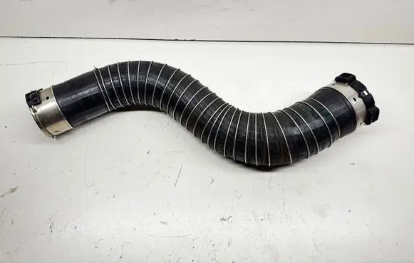 BMW 5 G30 G31 G38 Intercooler hose/pipe 8572858 1161857285801 11618572858