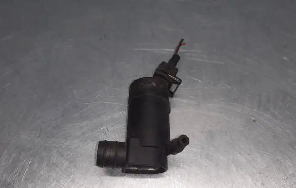 Ford Transit Windscreen/windshield washer pump 