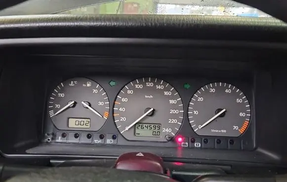 Volkswagen PASSAT B4 Speedometer (instrument cluster) 53923262 IMPRK1536161
