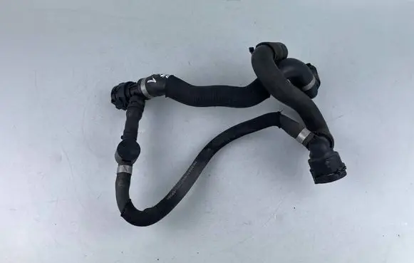 Mercedes-Benz E W213 Engine coolant pipe/hose A2535011800