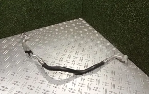 Land Rover Range Rover Sport L494 Engine coolant pipe/hose SLE4898 SLE4898AC