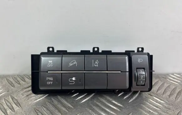 Other switches/knobs/shifts