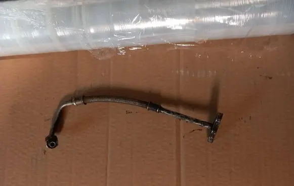 Audi A6 S6 C4 4A Turbo turbocharger oiling pipe/hose