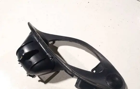 Other rear door trim element