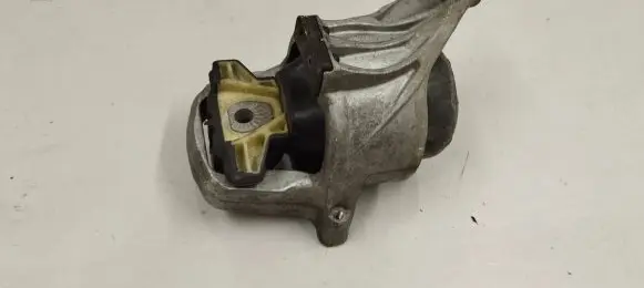 Audi A4 S4 B9 8W Engine mount bracket 8w0199371cp 8w0199371