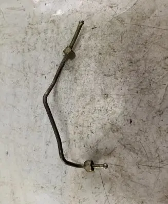 Suzuki Grand Vitara I Fuel injector supply line/pipe 