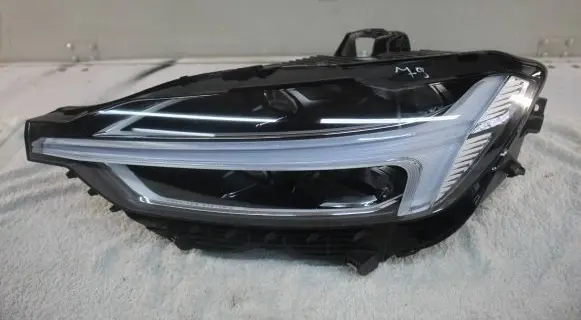 Volvo XC60 Headlight/headlamp 31656614 124300387955 200000003748613