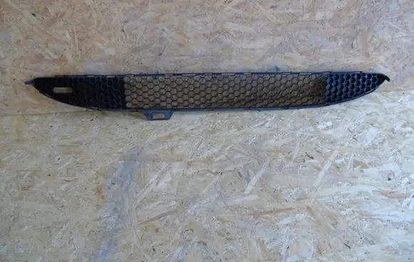 Toyota Corolla E120 E130 Front bumper lower grill