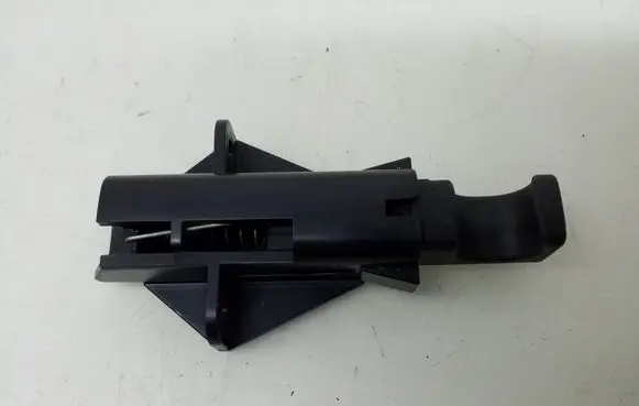 Mercedes-Benz E W212 Other trunk/boot trim element A2048140001