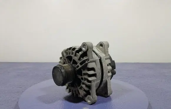 Peugeot 208 I Generator/alternator 9810525380