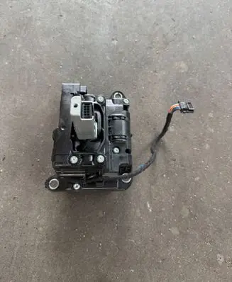 Gear shifter/selector