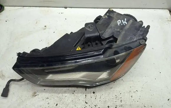 Audi A3 S3 8V Headlight/headlamp 8V0941005B 01074025AC