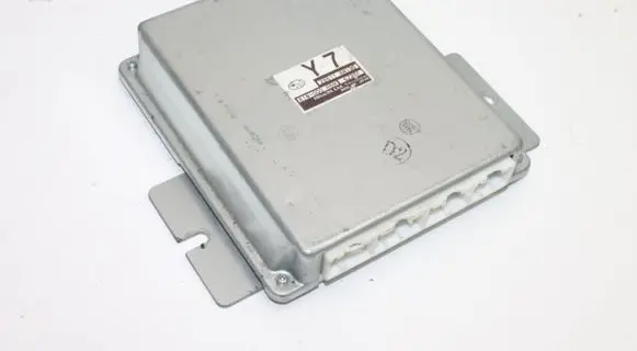Subaru Legacy Engine control unit/module 22611AM130