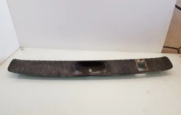 Chrysler PT Cruiser Other trunk/boot trim element 161857584