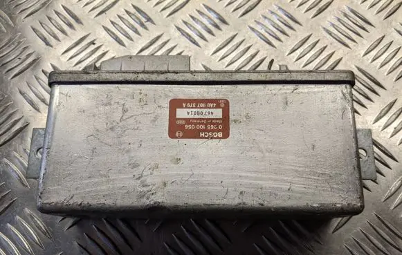 Audi 80 90 S2 B4 ABS control unit/module 4A0907379A 0265100056