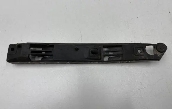 Mitsubishi Space Star Front bumper mounting bracket MR913166