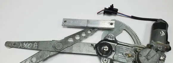 Jaguar XJ X300 Rear window lifting mechanism without motor 0130821613