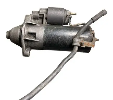Volkswagen PASSAT B5 Starter motor 068911024 1005821478 0001110122