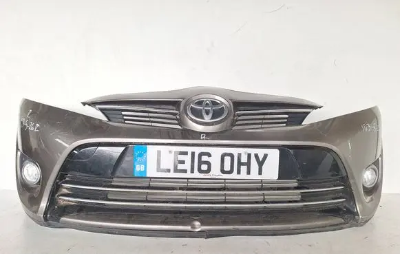Toyota Verso Front bumper