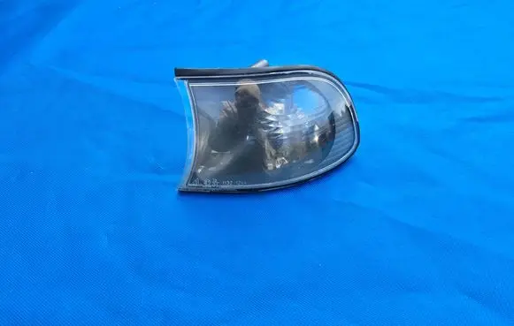 BMW 3 E46 Front indicator light 6911941