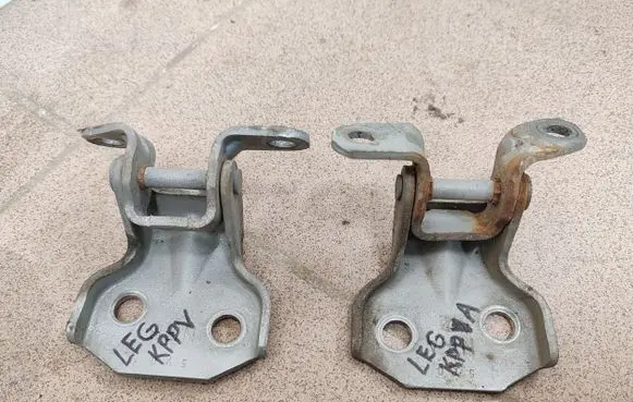 Subaru Legacy Front door hinge set NFA NFB