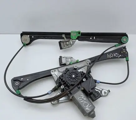 Audi A4 S4 B5 8D Front door window regulator with motor 8D0837397A
