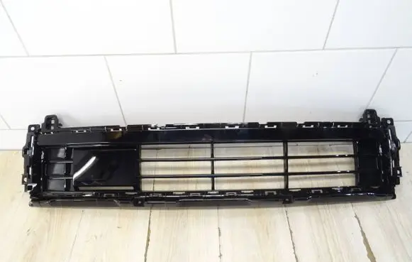 KIA Sportage Front bumper lower grill 86531CJ710
