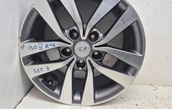 Hyundai i30 R16 alloy rim 52910-G4200