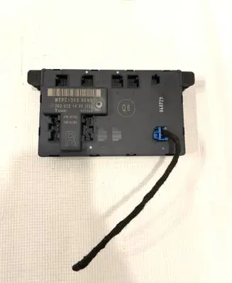 Mercedes-Benz C W203 Door control unit/module 2038201485 351324