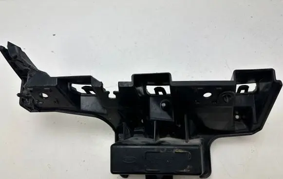 Ford Mustang VI Front bumper mounting bracket FR3B17D960AJ