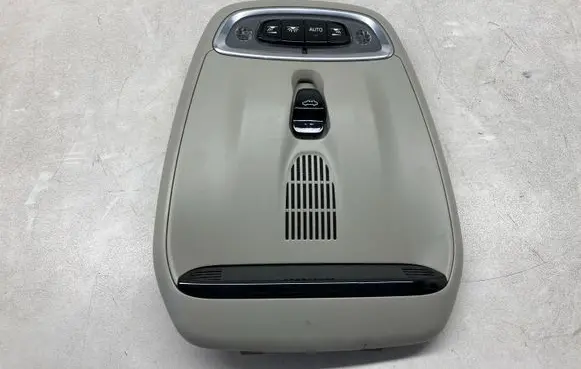 Volvo XC90 Front seat light 31443745
