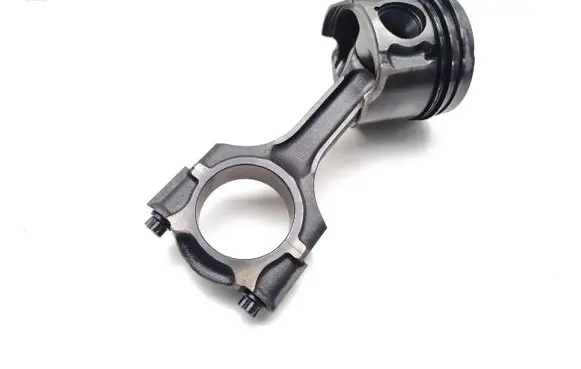 SsangYong Rexton Piston with connecting rod D27DT