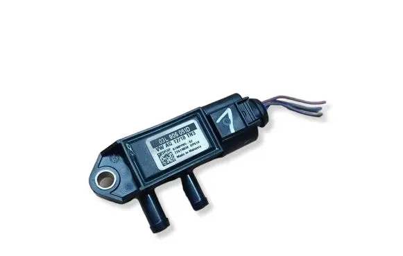 Volkswagen Golf VII Exhaust gas pressure sensor 03L906051D 81MPP0502 72619830