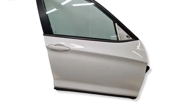 BMW X3 F25 Front door 