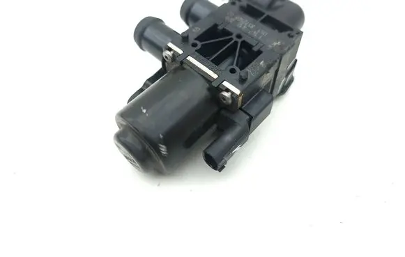 Mini One - Cooper F56 F55 Coolant heater control valve 8572508