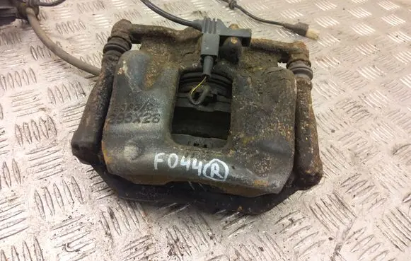 Mercedes-Benz A W176 Front brake caliper