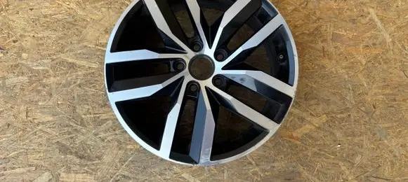 Volkswagen Golf Sportsvan R17 alloy rim 5G0601025BT K501790