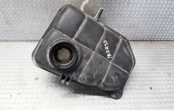 Mercedes-Benz C W203 Coolant expansion tank/reservoir 2035000049