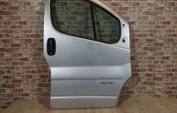 Renault Trafic II (X83) Front door