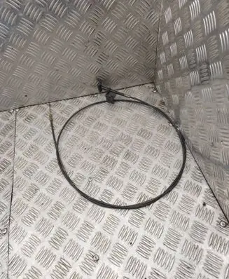 Toyota Land Cruiser (FJ60) Engine bonnet/hood lock release cable 