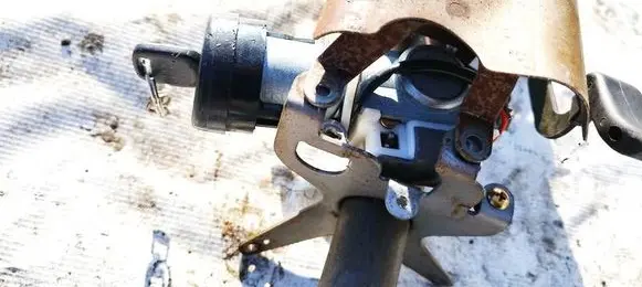 Subaru Legacy Ignition lock