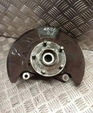 Subaru Legacy Front wheel hub
