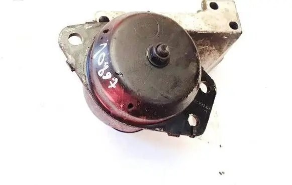 Saab 9-5 Engine mount bracket 5235247