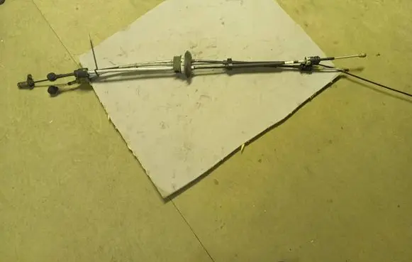Peugeot Expert Gear shift cable linkage 1401177380 9613267A