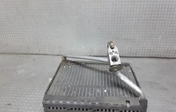 Air conditioning (A/C) radiator (interior)