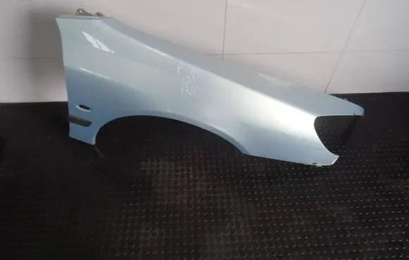 Peugeot 607 Fender