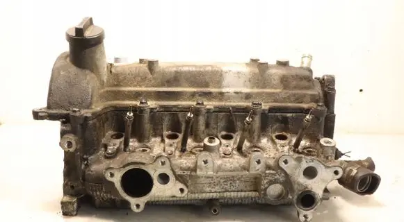 Toyota Corolla E140 E150 Engine head 